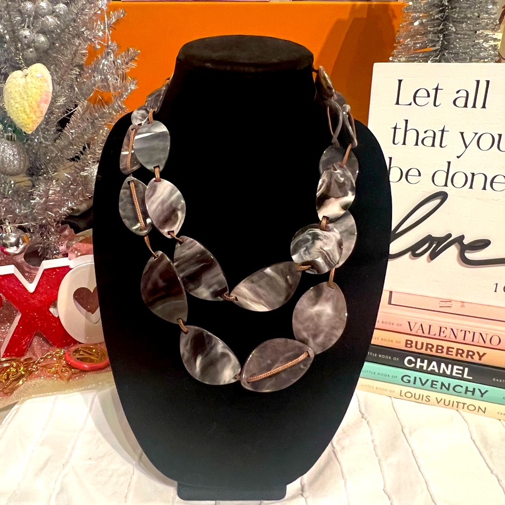 EUC brown resin with leather statement necklace. One of a kind.